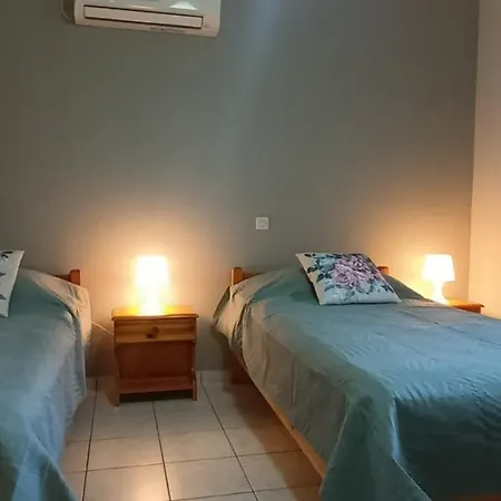 Nerissa No 5 * Sparta