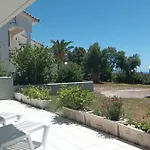 Nerissa No 5 * ספרטיה